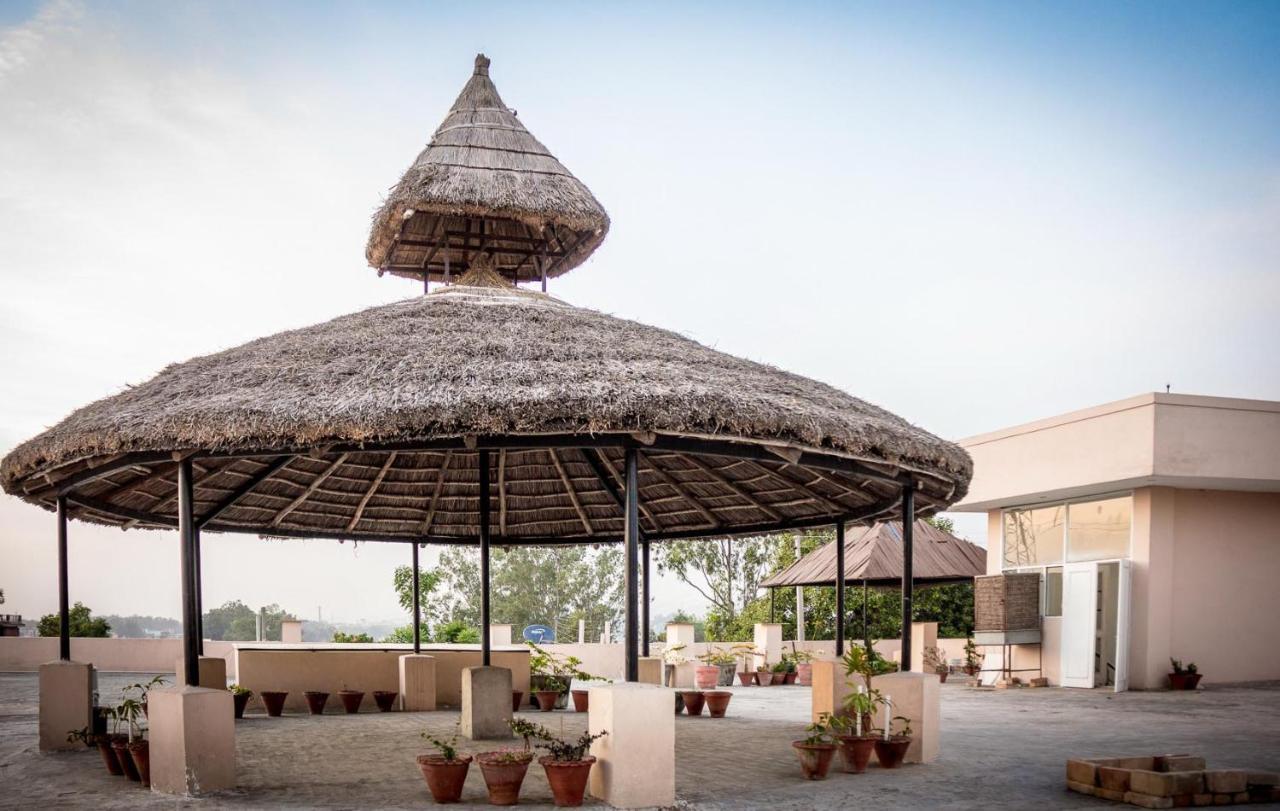 The Baghban Hotel & Resort, Baddi Zewnętrze zdjęcie